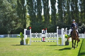 德约科维奇赛事官方发布精彩发挥新规，法国队争议不断！爱游戏官网