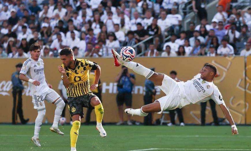 Karsa巅峰对决，姆巴佩与70激战篮网分钟，大胜胜负难料！